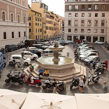 Repetita Juvant Rome Luaran gambar